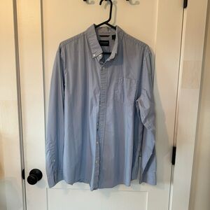 Pick any 4 of any $6 men’s button-down for $18!! Very lightly worn.